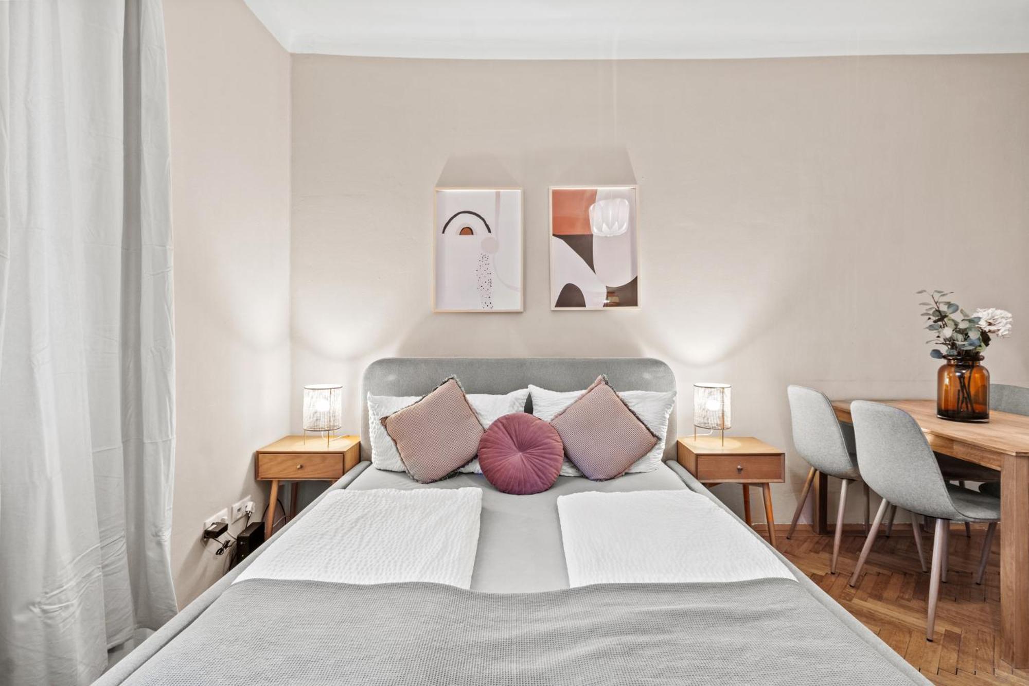 Modern Apartment, 3 Min To "U3 Neubaugasse" Vienna Exterior photo